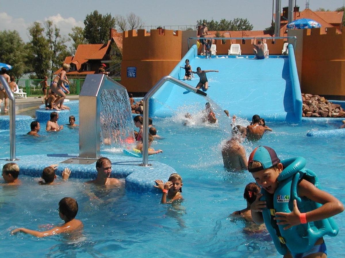 Lido Riviera, Relux Apartman Balatonlelle Eksteriør billede